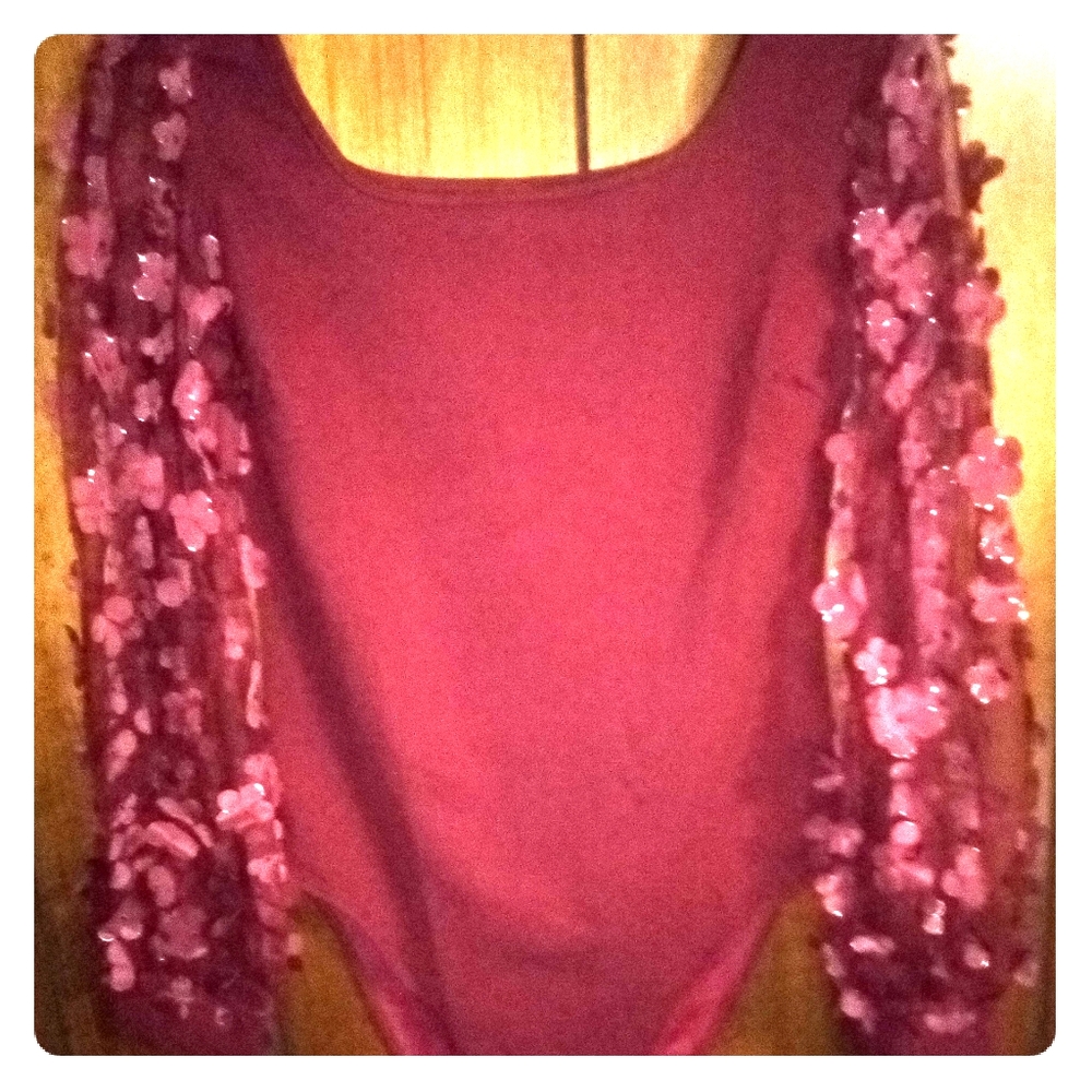 NWOT flower sleeve bodysuit